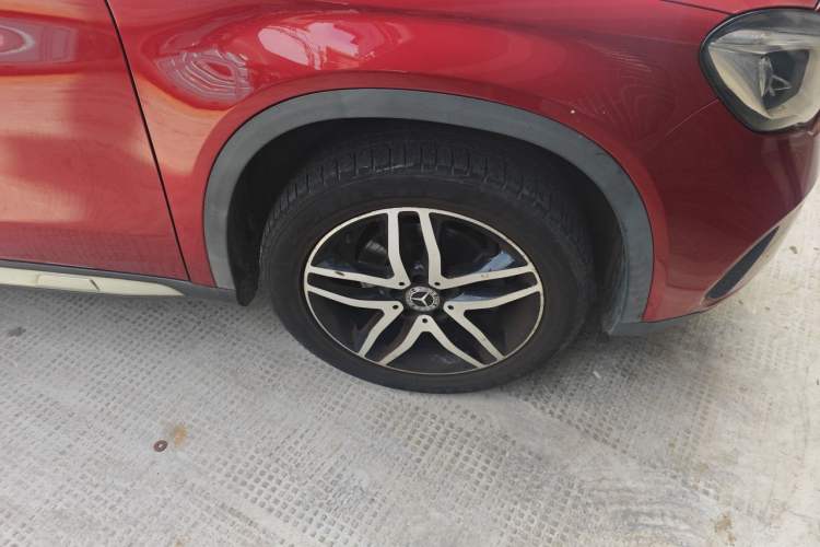 Used Mercedes-Benz GLA 2017 GLA 200 Fashion Model Right Front Wheel Hub