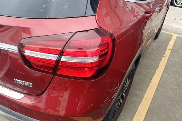 Used Mercedes-Benz GLA 2017 GLA 200 Fashion Model Right Rear Taillight