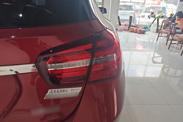 Used Mercedes-Benz GLA 2017 GLA 200 Fashion Model Right Rear Taillight