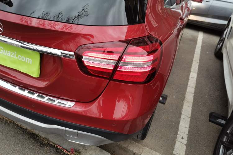 Used Mercedes-Benz GLA 2017 GLA 220 4MATIC Fashion Model Right Rear Taillight