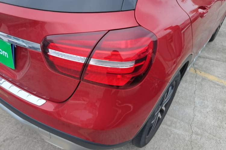 Used Mercedes-Benz GLA 2017 GLA 200 Fashion Model Right Rear Taillight