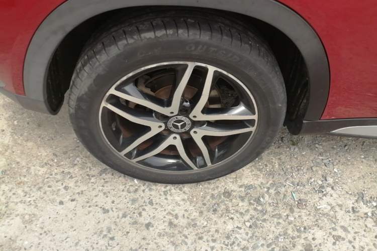 Used Mercedes-Benz GLA 2017 GLA 200 Fashion Model Right Rear Wheel Hub