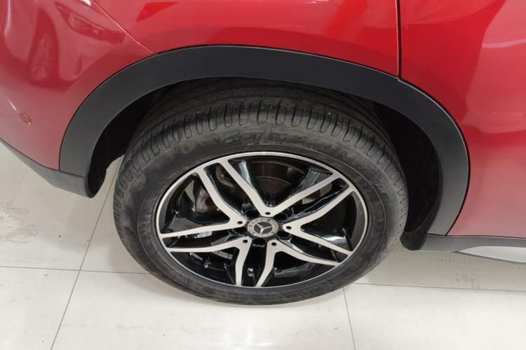 Used Mercedes-Benz GLA 2017 GLA 200 Fashion Model Right Rear Wheel Hub
