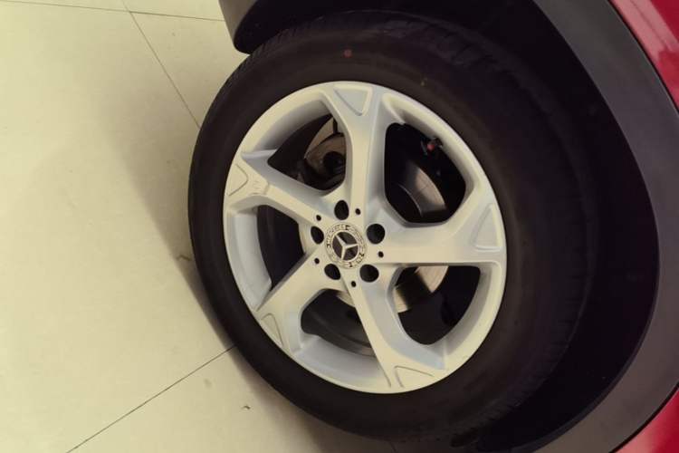 Used Mercedes-Benz GLA 2017 GLA 200 Sport Edition Right Rear Wheel Hub