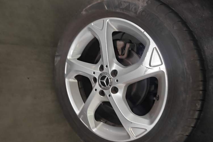 Used Mercedes-Benz GLA 2017 GLA 200 Sport Edition Right Rear Wheel Hub