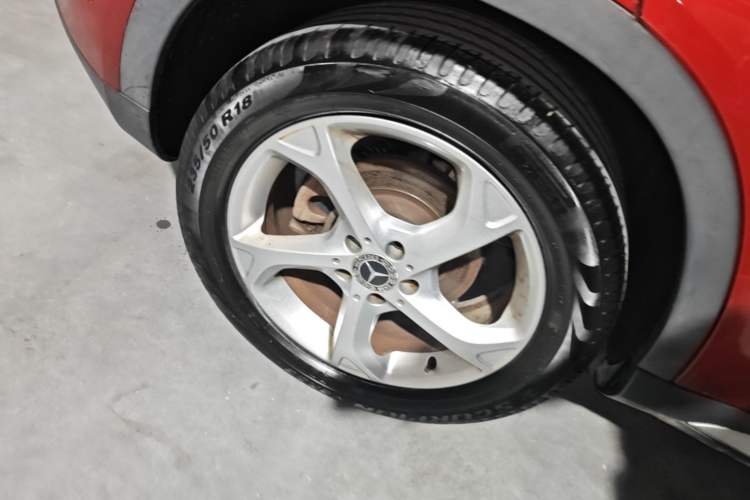 Used Mercedes-Benz GLA 2017 GLA 200 Sport Edition Right Rear Wheel Hub