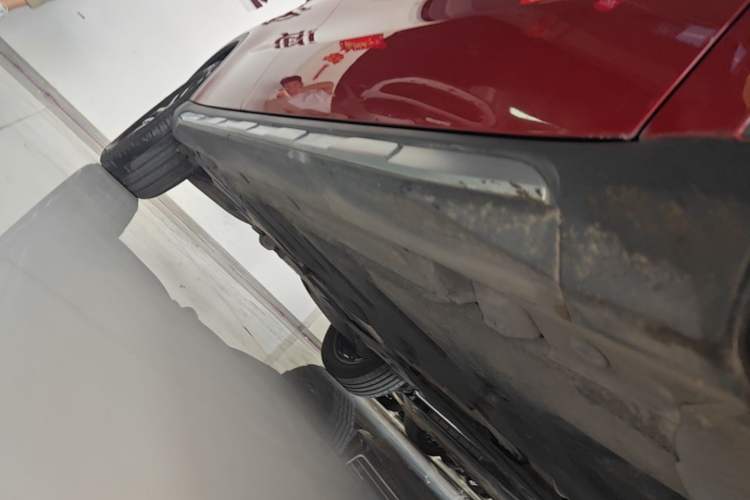 Used Mercedes-Benz GLA 2017 GLA 200 Fashion Model Right Side Sill