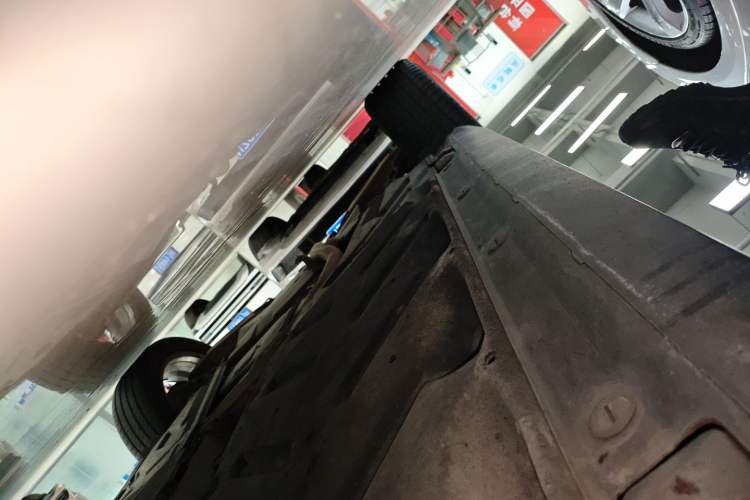 Used Mercedes-Benz GLA 2017 GLA 200 Sport Edition Right Side Sill