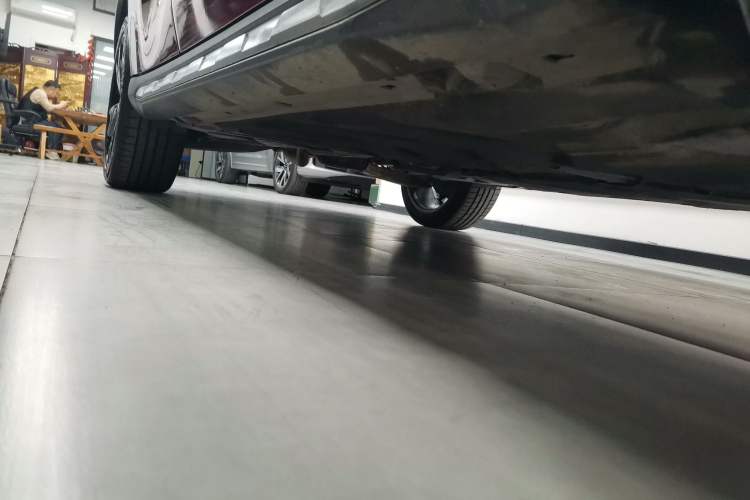Used Mercedes-Benz GLA 2017 GLA 220 4MATIC Fashion Model Right Side Sill