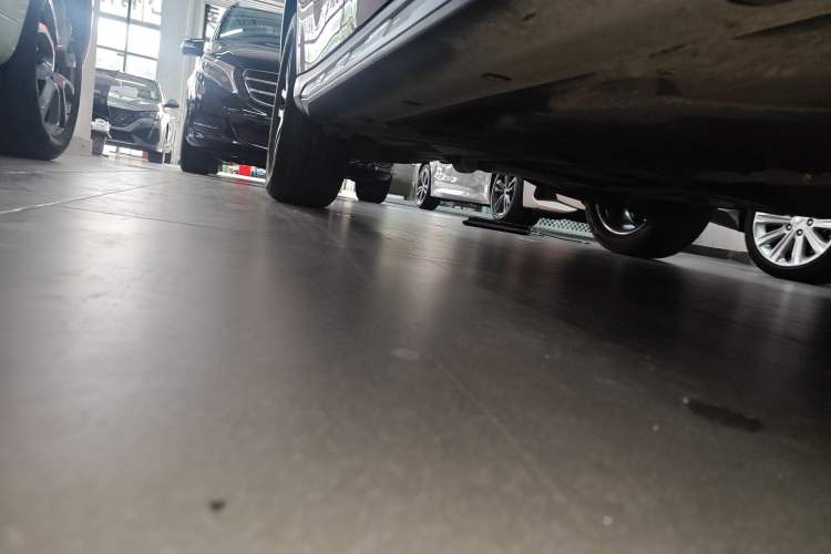 Used Mercedes-Benz GLA 2017 GLA 200 Fashion Model Right Side Sill