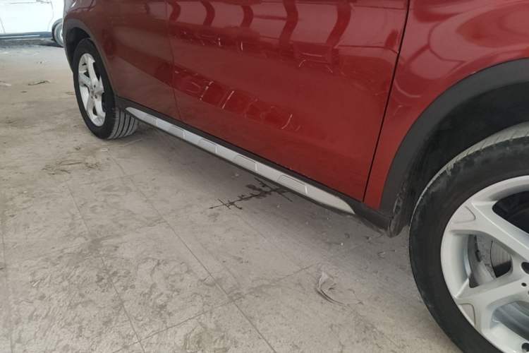 Used Mercedes-Benz GLA 2017 GLA 200 Sport Edition Right Side Sill