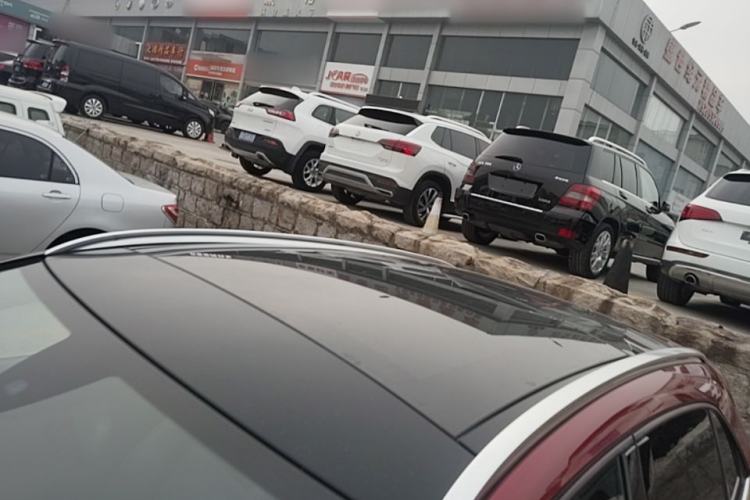 Used Mercedes-Benz GLA 2017 GLA 220 4MATIC Fashion Model Roof