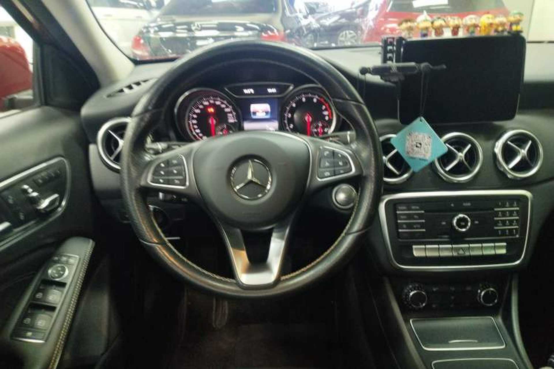 Used Mercedes-Benz GLA 2017 GLA 200 Fashion Model Steering Wheel