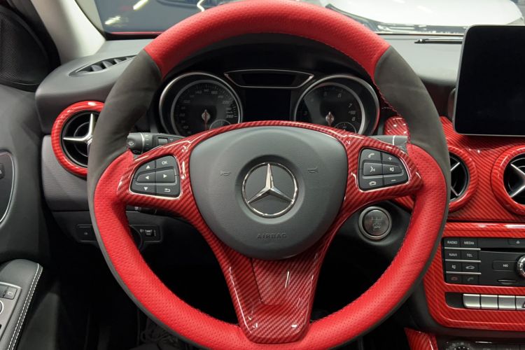 Used Mercedes-Benz GLA 2017 GLA 200 Sport Edition Steering Wheel