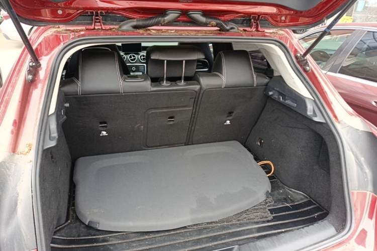 Used Mercedes-Benz GLA 2017 GLA 200 Fashion Model Trunk