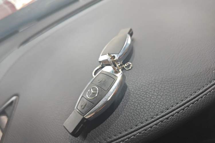 Used Mercedes-Benz GLA 2017 GLA 200 Fashion Model Vehicle Key