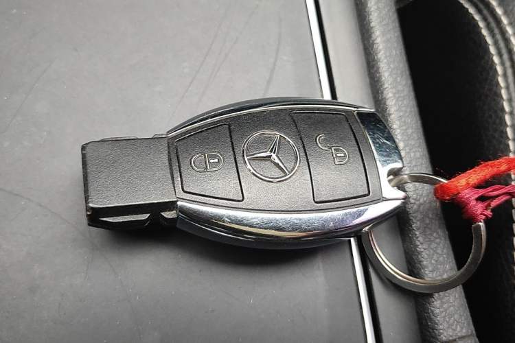 Used Mercedes-Benz GLA 2017 GLA 200 Fashion Model Vehicle Key