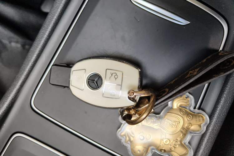 Used Mercedes-Benz GLA 2017 GLA 200 Fashion Model Vehicle Key