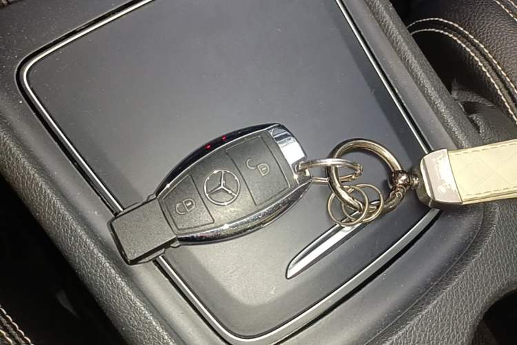 Used Mercedes-Benz GLA 2017 GLA 200 Fashion Model Vehicle Key