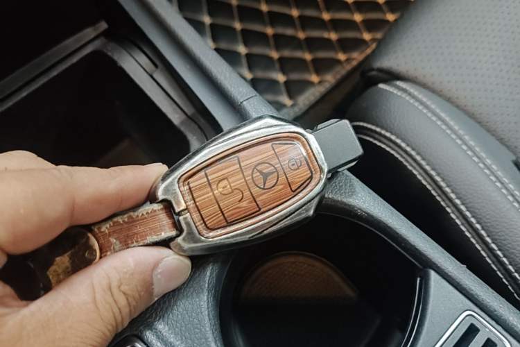 Used Mercedes-Benz GLA 2017 GLA 200 Sport Edition Vehicle Key