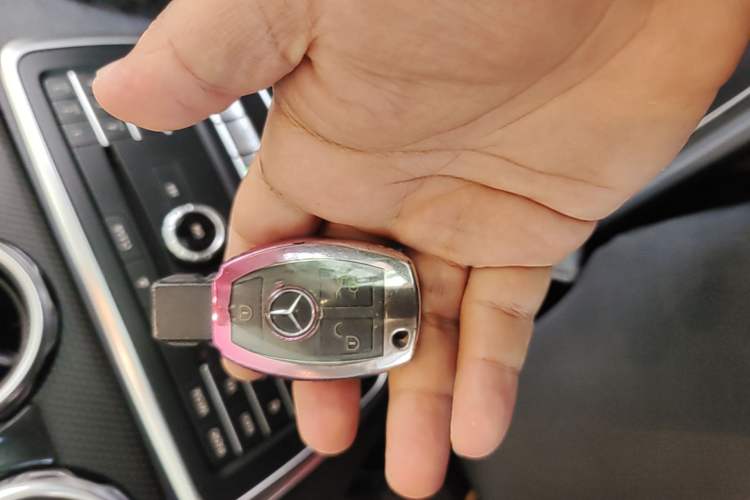 Used Mercedes-Benz GLA 2017 GLA 200 Fashion Model Vehicle Key