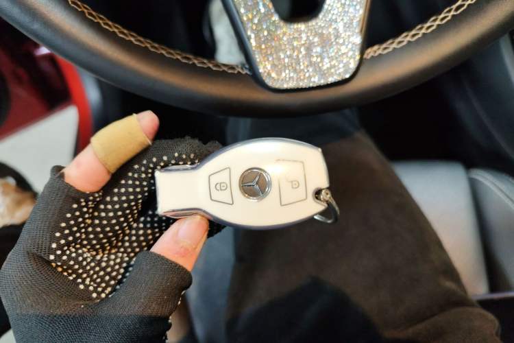 Used Mercedes-Benz GLA 2017 GLA 220 4MATIC Fashion Model Vehicle Key
