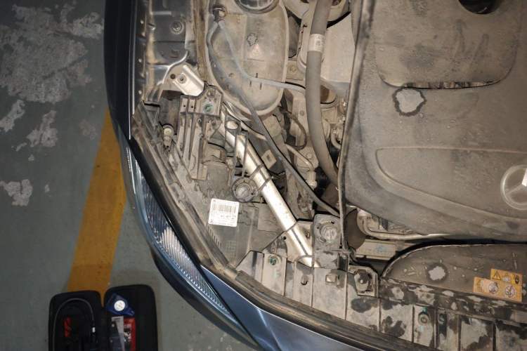 Used Mercedes-Benz GLA 2017 GLA 200 Sport Edition Engine Bay Right
