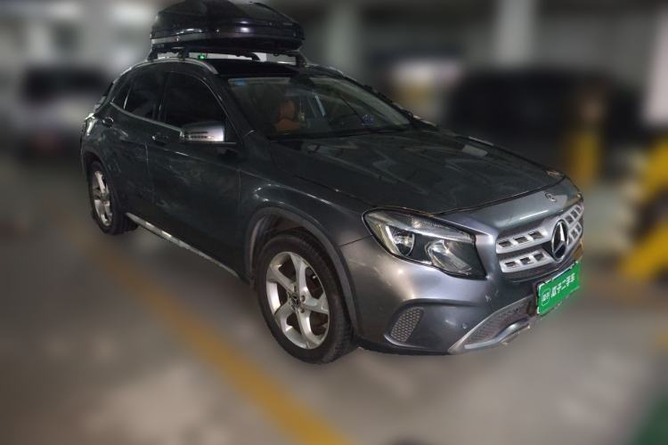 Used Mercedes-Benz GLA 2017 GLA 200 Sport Edition Front Right 45 Deg