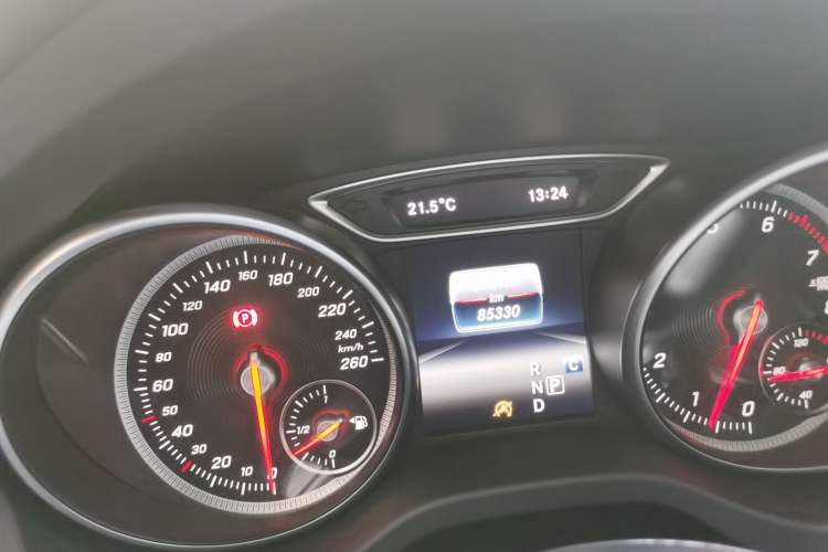 Used Mercedes-Benz GLA 2017 GLA 200 Fashion Model Instrument Cluster