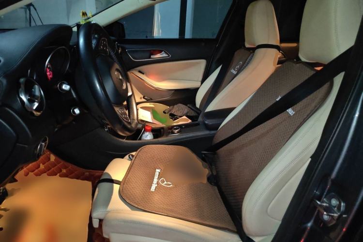 Used Mercedes-Benz GLA 2017 GLA 200 Fashion Model Left Front Seat