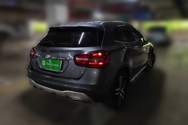 Used Mercedes-Benz GLA 2017 GLA 200 Fashion Model Rear Right 45 Deg