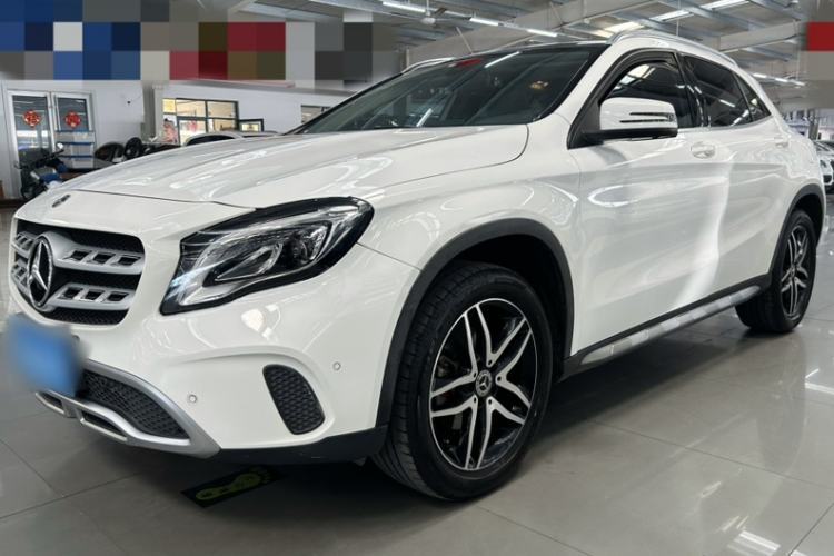 Used Mercedes-Benz GLA 2017 GLA 200 Fashion Model Guazi used car, China used car export, Used car for sale, Used cars, Cheapest cars for sale