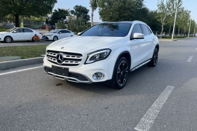 Used Mercedes-Benz GLA 2017 GLA 220 4MATIC Fashion Model