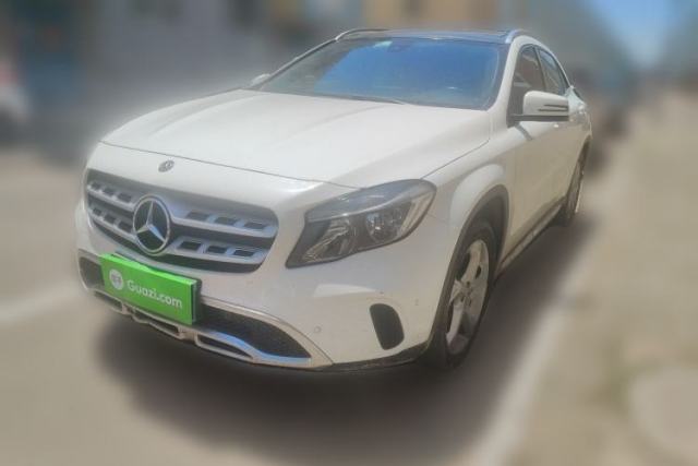 Ojetý Mercedes-Benz GLA 2017 GLA 200 Sport Edition
