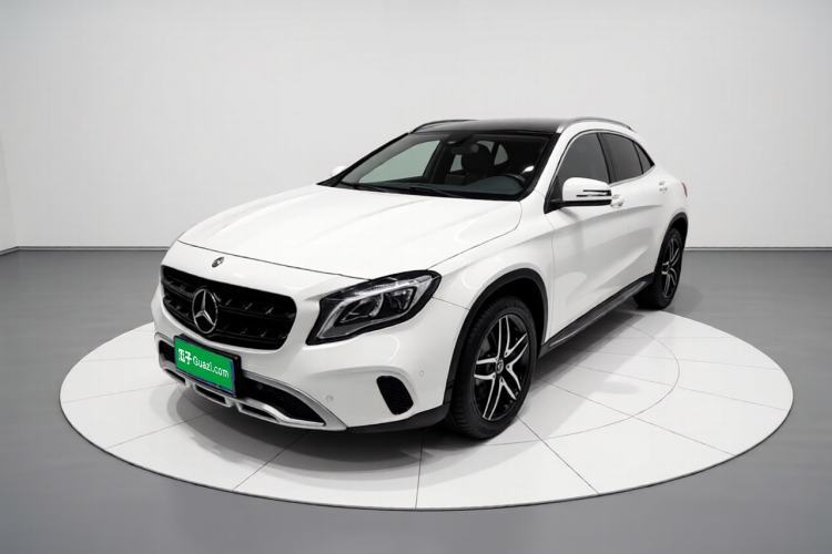Used Mercedes-Benz GLA 2017 GLA 200 Fashion Model Guazi used car, China used car export, Used car for sale, Used cars, Cheapest cars for sale