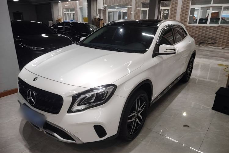 Used Mercedes-Benz GLA 2017 GLA 200 Fashion Model Guazi used car, China used car export, Used car for sale, Used cars, Cheapest cars for sale