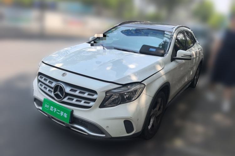 Used Mercedes-Benz GLA 2017 GLA 200 Sport Edition Guazi used car, China used car export, Used car for sale, Used  cars, Cheapest cars for sale