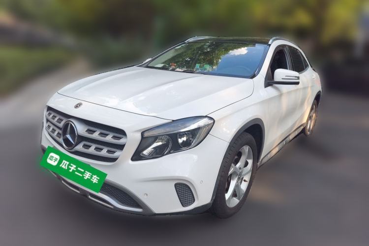 Used Mercedes-Benz GLA 2017 GLA 200 Sport Edition Guazi used car, China used car export, Used car for sale, Used  cars, Cheapest cars for sale