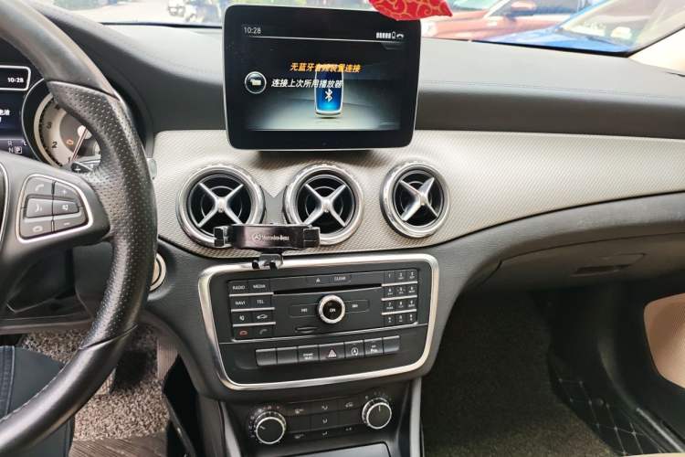 Used Mercedes-Benz GLA 2017 GLA 200 Fashion Model Audio And AC Panel