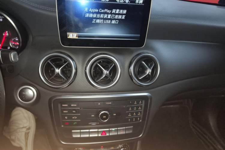 Used Mercedes-Benz GLA 2017 GLA 200 Fashion Model Audio And AC Panel