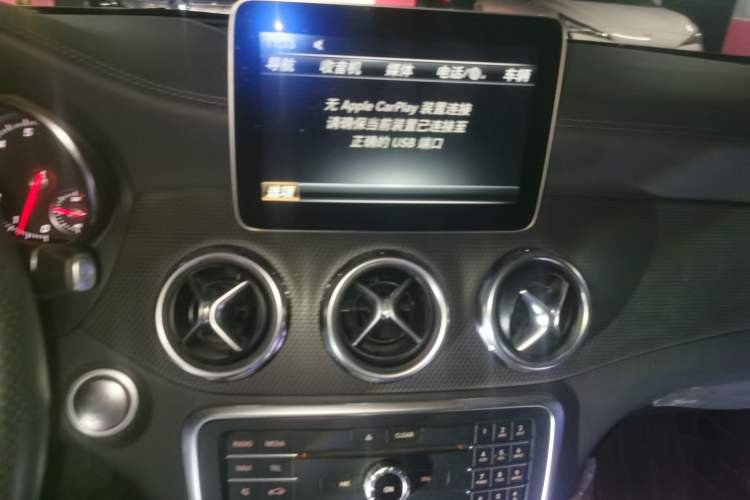 Used Mercedes-Benz GLA 2017 GLA 200 Fashion Model Audio And AC Panel