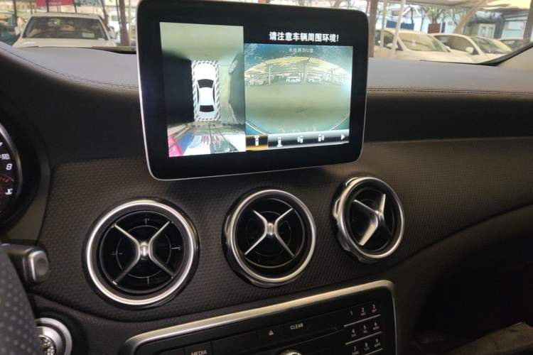 Used Mercedes-Benz GLA 2017 GLA 200 Fashion Model Audio And AC Panel