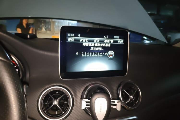 Used Mercedes-Benz GLA 2017 GLA 200 Sport Edition Audio And AC Panel