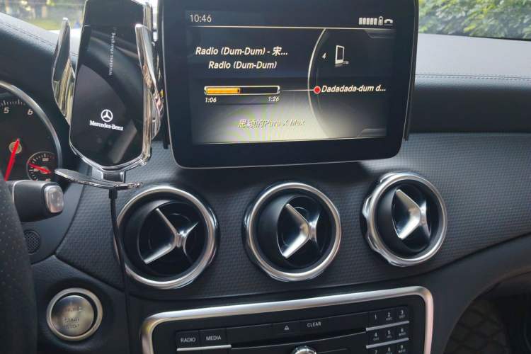 Used Mercedes-Benz GLA 2017 GLA 220 4MATIC Fashion Model Audio And AC Panel