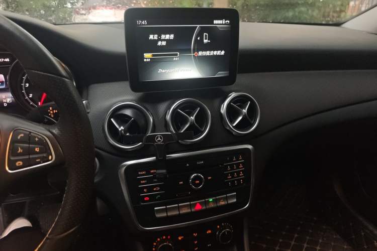 Used Mercedes-Benz GLA 2017 GLA 200 Sport Edition Audio And AC Panel