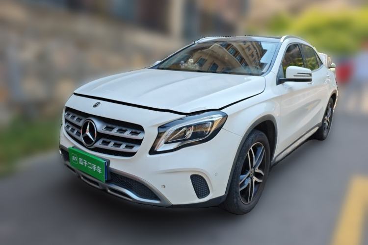 Used Mercedes-Benz GLA 2017 GLA 200 Fashion Model Guazi used car, China used car export, Used car for sale, Used cars, Cheapest cars for sale