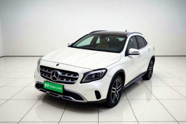 Używany Mercedes-Benz GLA 2017 GLA 200 Fashion Model