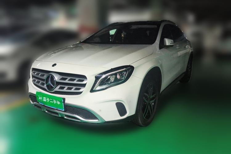 Used Mercedes-Benz GLA 2017 GLA 200 Fashion Model Guazi used car, China used car export, Used car for sale, Used cars, Cheapest cars for sale