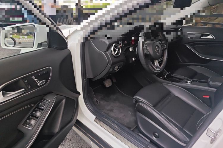Used Mercedes-Benz GLA 2017 GLA 200 Fashion Model Driver Seat