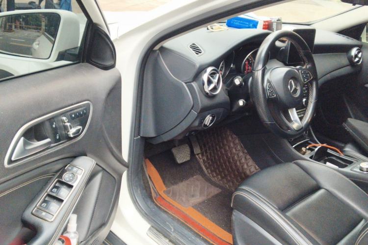 Used Mercedes-Benz GLA 2017 GLA 200 Fashion Model Driver Seat